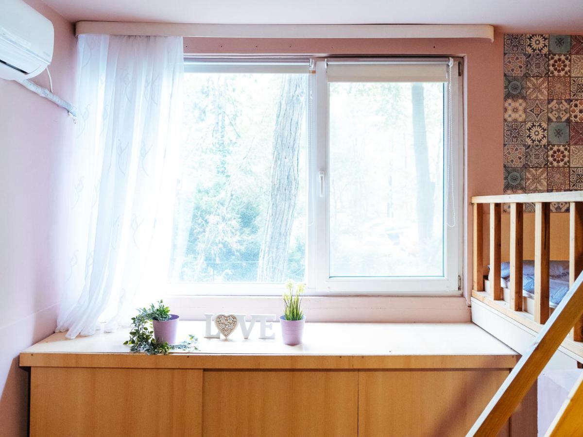 Woody - Cozy And Quiet Place Near Moghioros Park Bucarest Esterno foto